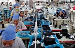 Bukti Ekonomi Makin Sulit, Buruh Pabrik Hingga Kantoran Kena PHK Bukti Ekonomi Makin Sulit, Buruh Pabrik Hingga Kantoran Kena PHK